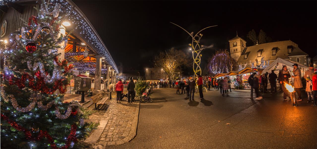 Christmas village Samoëns CGH Résidences